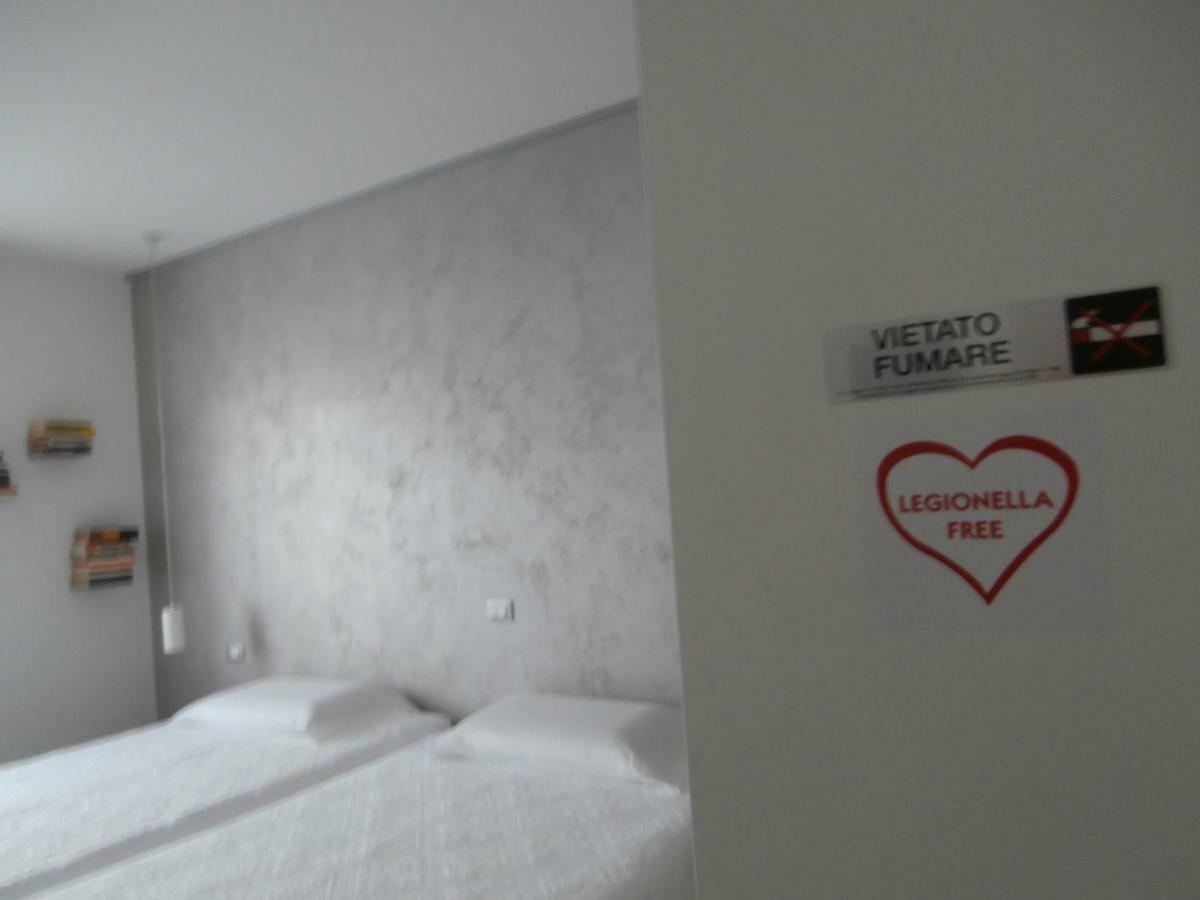 Bed And Breakfast Di Mara E Stefano Verona Exterior photo